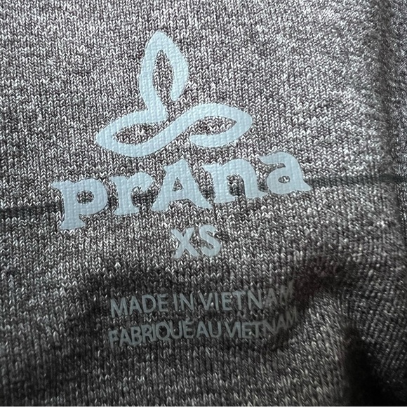 NWT prAna Transform 7/8 Leggings in Charcoal Stripe, XS - Picture 5 of 13
